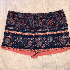 NWT LOFT Patterned Shorts